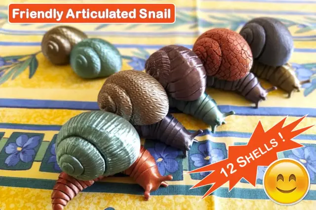 Friendly articulated snail with 12 different shells — modelo 3D