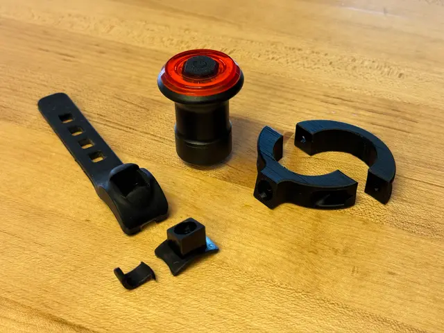 Bike light seat post bracket — modelo 3D