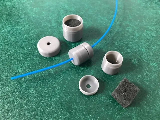 Universal Filament filter or dust filter (for 1.75mm) — modelo 3D