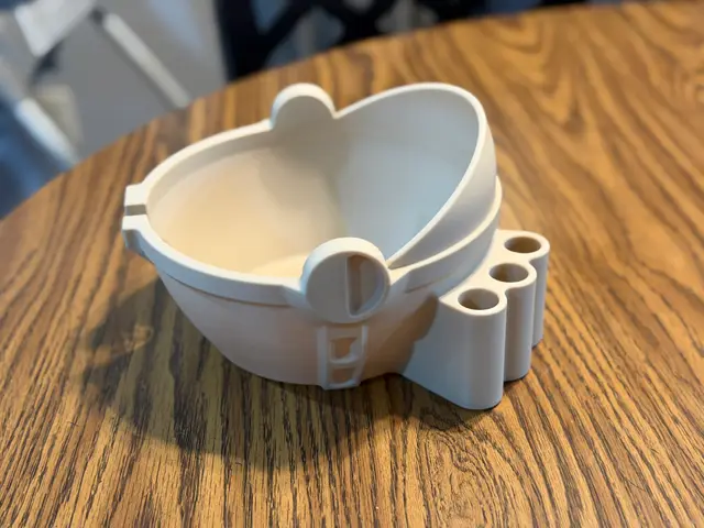 Grogu/Baby Yoda Capsule Yarn Bowl ("Hover Pram") — modelo 3D