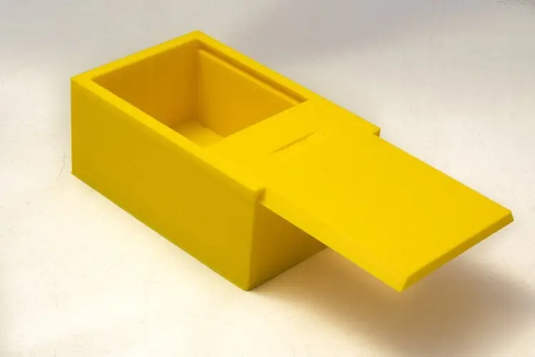 Box with sliding lid — modelo 3D