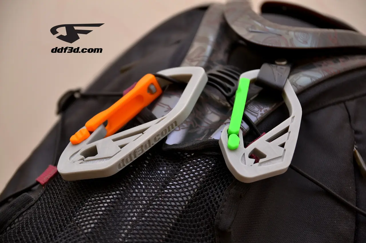 *NEW* Strong Flex door Carabiner ddf3d Customized — modelo 3D