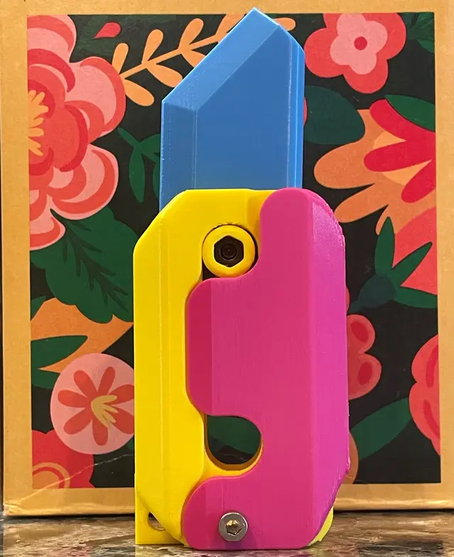 Tiktok Gravity knife fidget toy — modelo 3D
