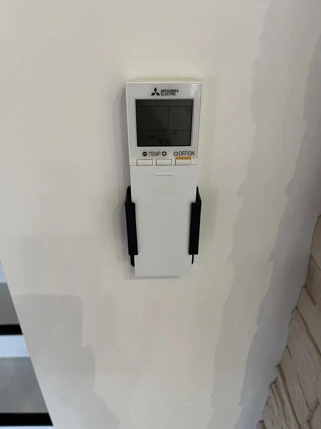 support télécommande climatisation Mitsubishi — modelo 3D