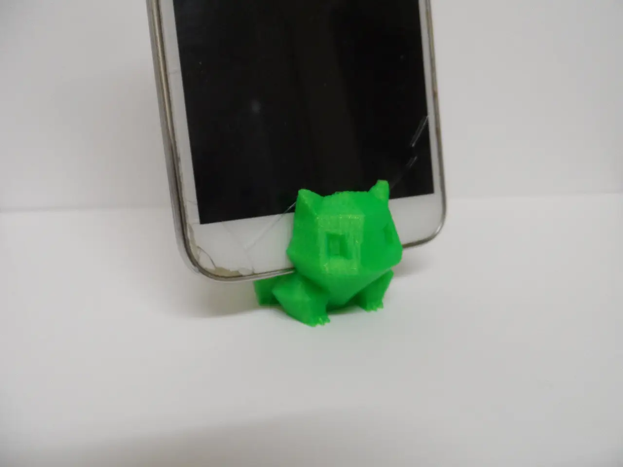Pokemon Bulbasaur- Low Poly - Keyring Phone Stand — modelo 3D