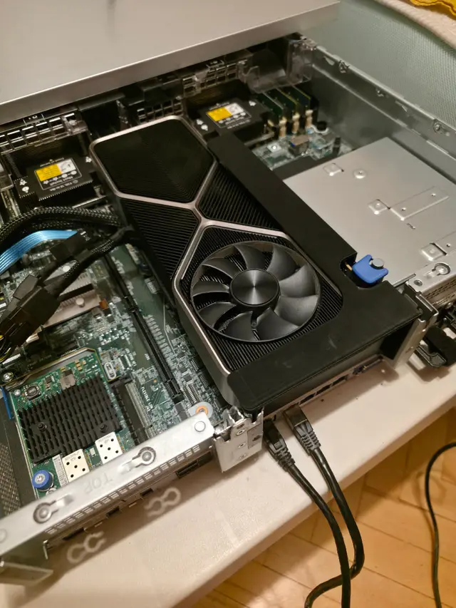 HPE ProLiant DL380 Gen10 GPU PCI Raiser — modelo 3D