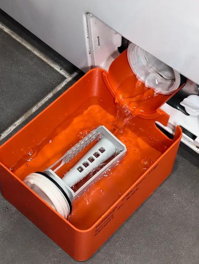 Samsung EcoBubble washing machine filter drain tray — modelo 3D