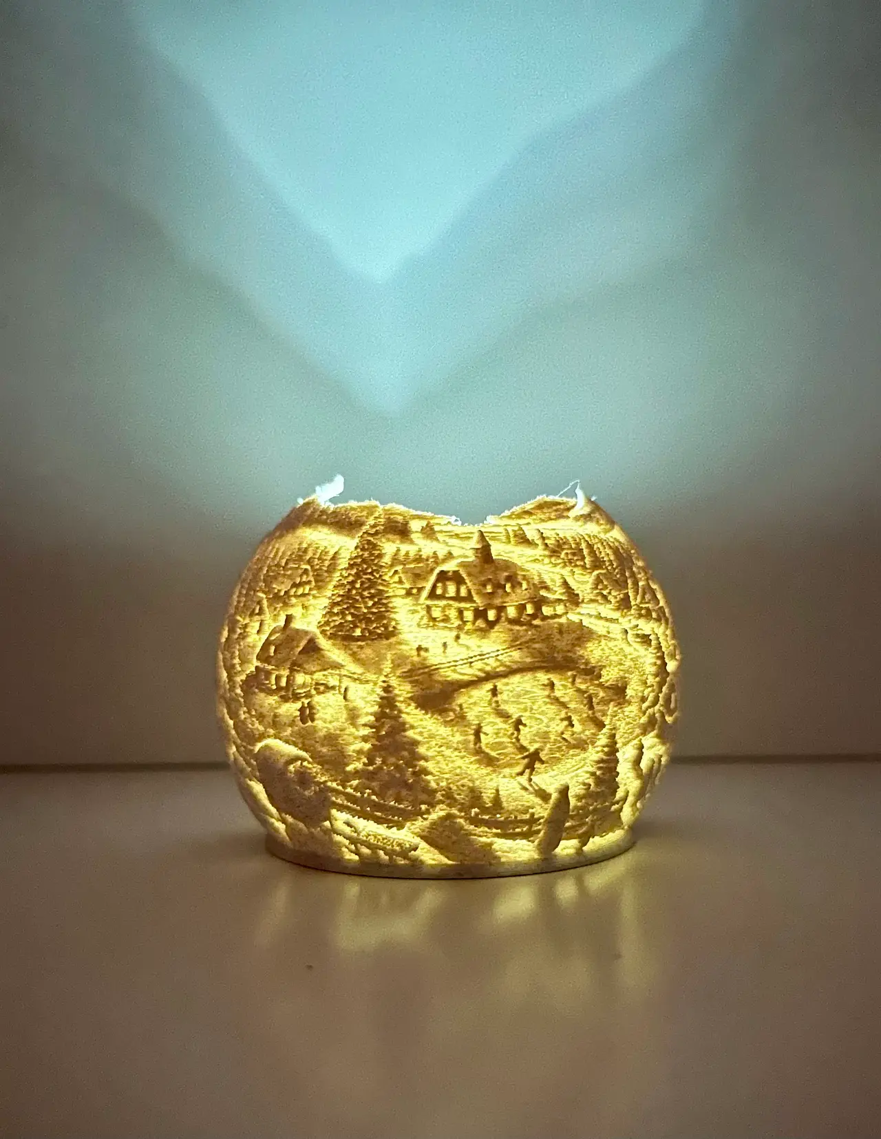 Snow Delight Tea Light Ball - Winter and Christmas Lithophane — modelo 3D