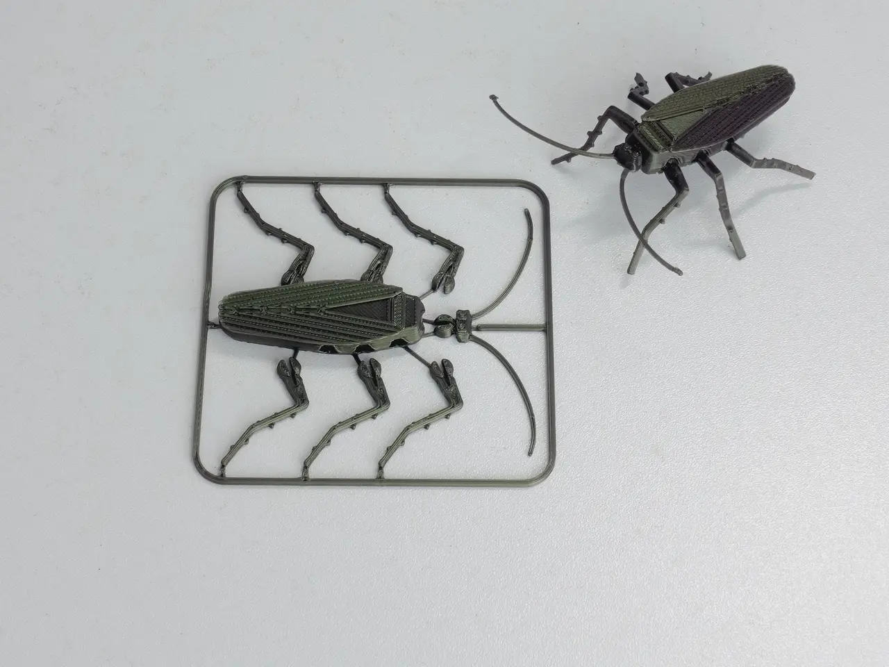 Articulated Roach — modelo 3D