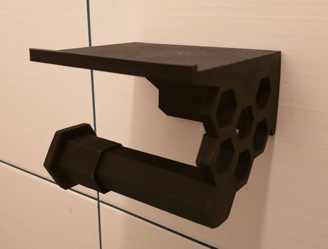 Hexagonal Toilet Paper Holder — modelo 3D