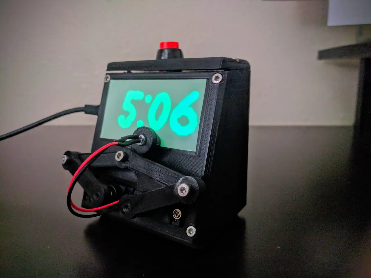 Glow-In-Dark Plot Clock — modelo 3D