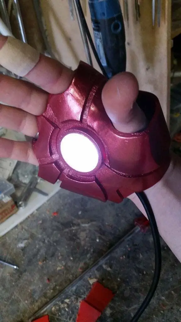 Iron Man MK6 MK 6 Glove Hand with repulsor — modelo 3D