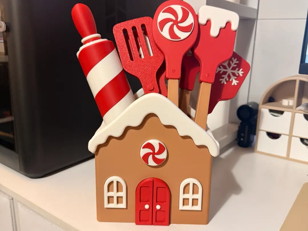 Gingerbread House Kitchen Utensil Holder No AMS — modelo 3D