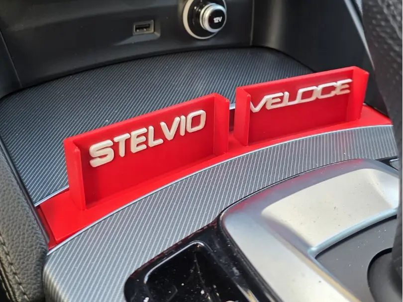Supporto Smartphone Alfa Romeo Stelvio & Giulia — modelo 3D