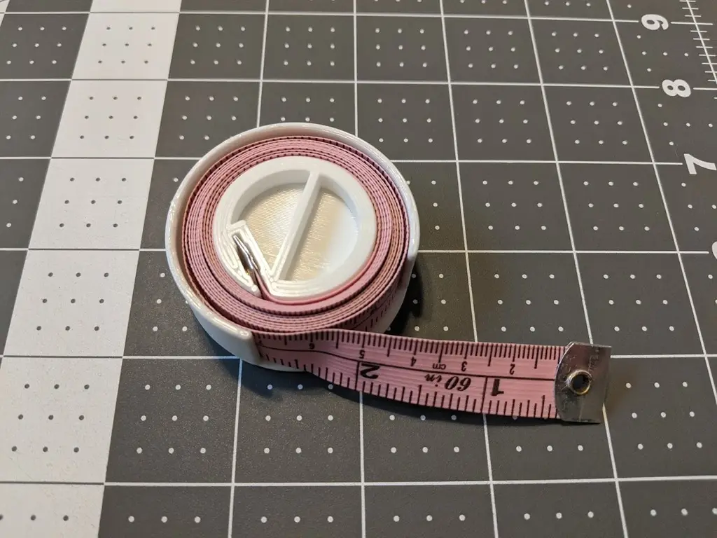 Soft Tape Measure Spool Remix - Parametric — modelo 3D