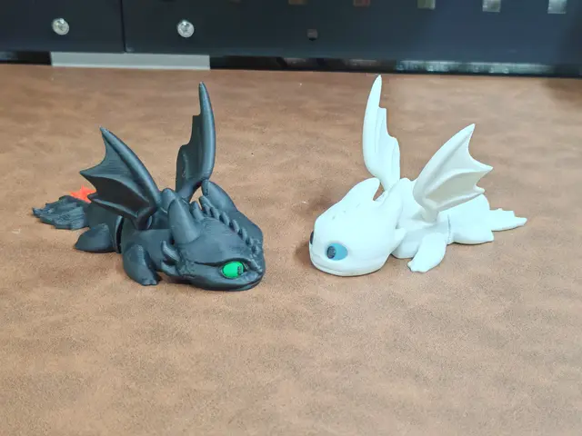 Toothless Dragon-Light Fury (Keychain) — modelo 3D