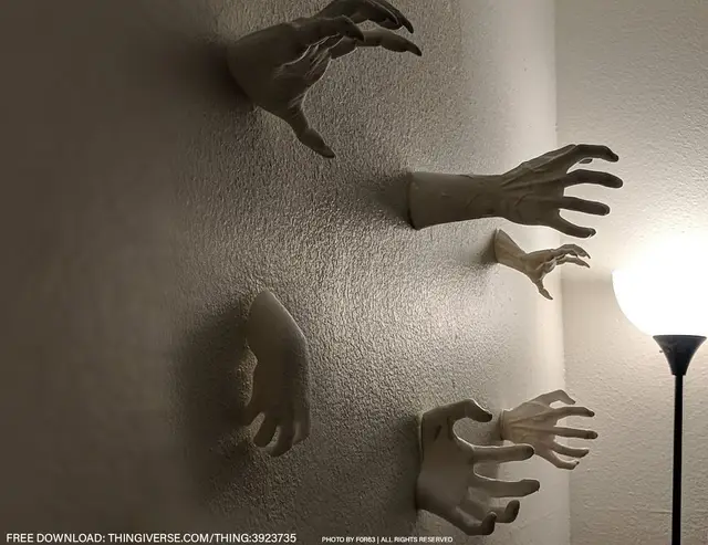 Free Download: Reaching Wall Hands - Thumbtack Mountable — modelo 3D