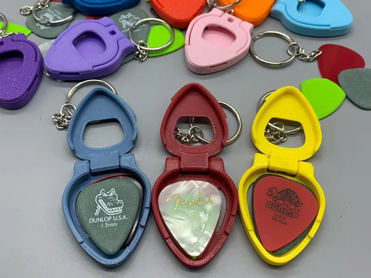 Print in Place - PickPocket - Guitar Pick Holder — modelo 3D