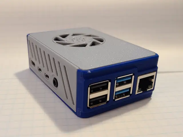 Raspberry Pi 4B Case — modelo 3D