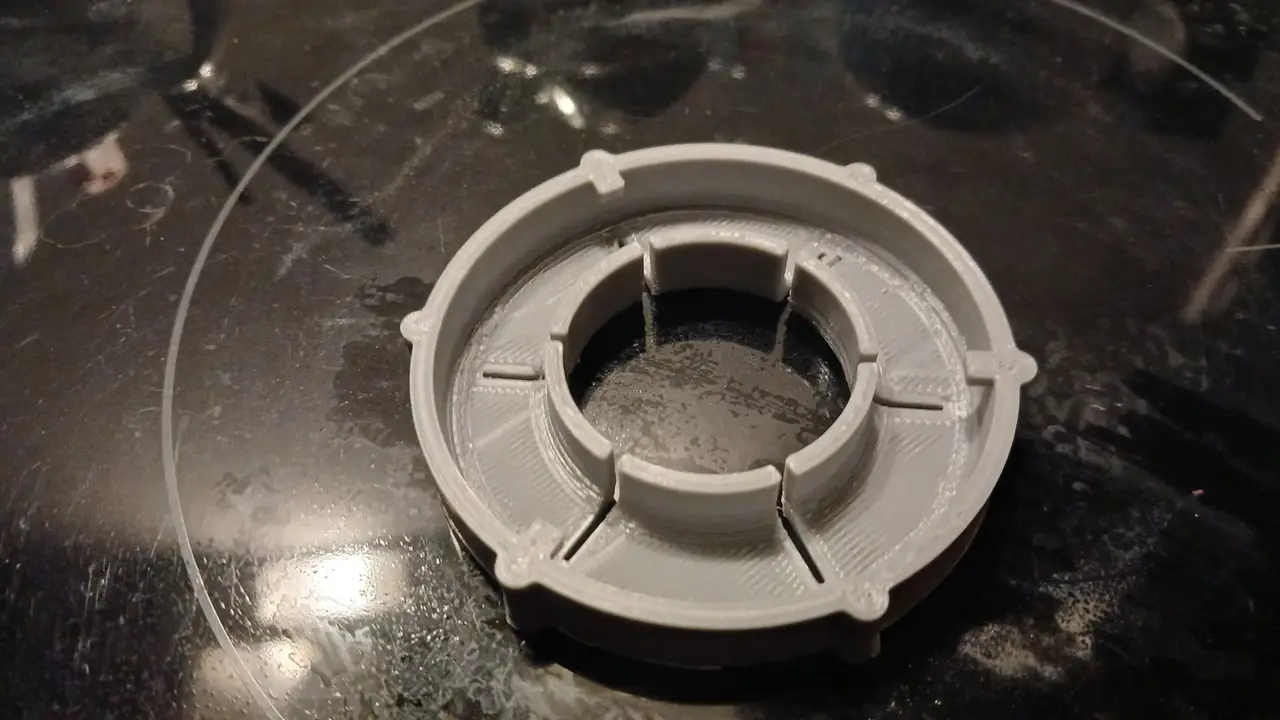 Harley Davidson Road Glide headlight bulb retainer ring — modelo 3D
