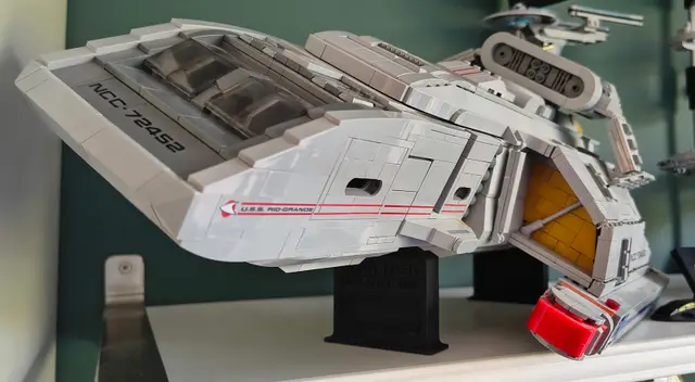 Stand for BlueBrixx Star Trek USS Rio Grande — modelo 3D