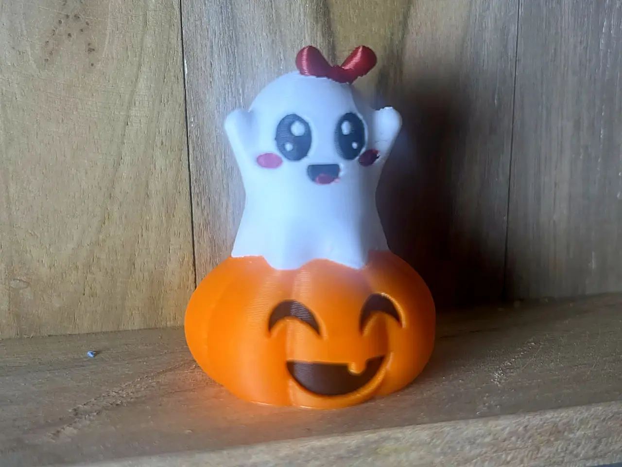 Halloween Ghost on Pumpkin Cute Boo Figurine — modelo 3D