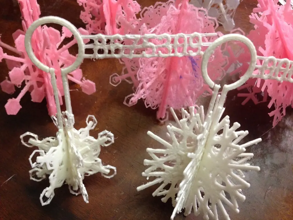 Blizzard of Customizable, Mailable Snowflake Ornaments: with Kickstarter! — modelo 3D