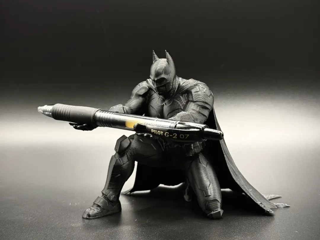 Batman Pen Holder - Custom Desktop Decor! — modelo 3D