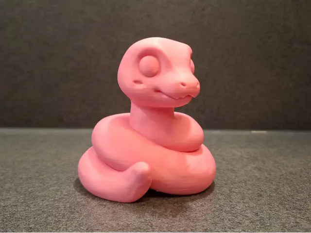 Süße aufgewickelte Schlange – Niedliche Tierfigur — modelo 3D