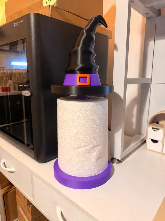 Halloween Witch Paper Towel Holder - No AMS Needed — modelo 3D