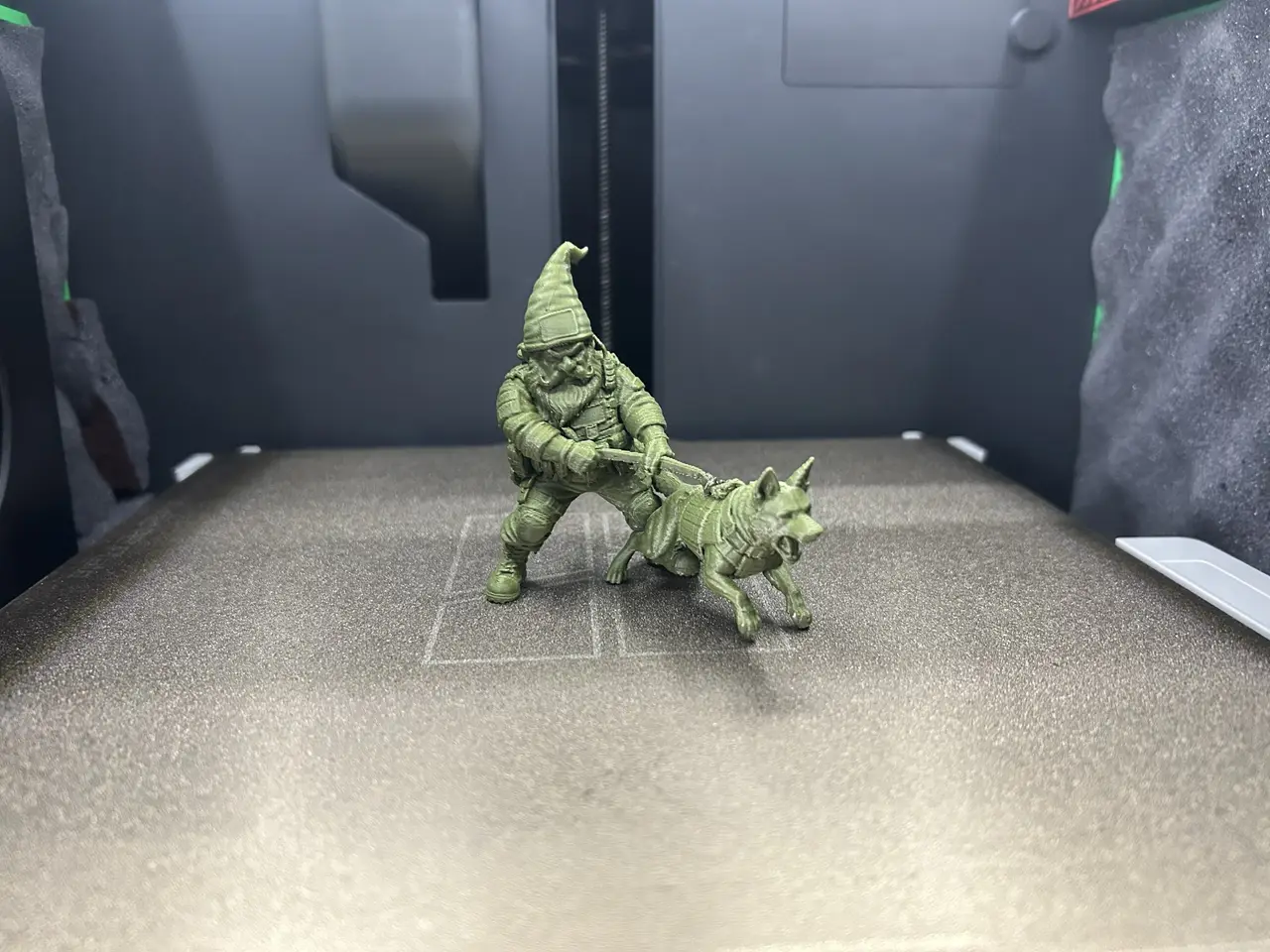 Tactical K9 Attack Gnome — modelo 3D