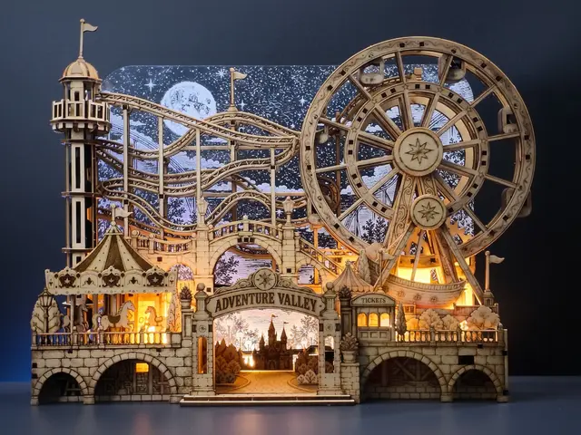 Adventure Valley — Motorized Wooden Marble Run — modelo 3D