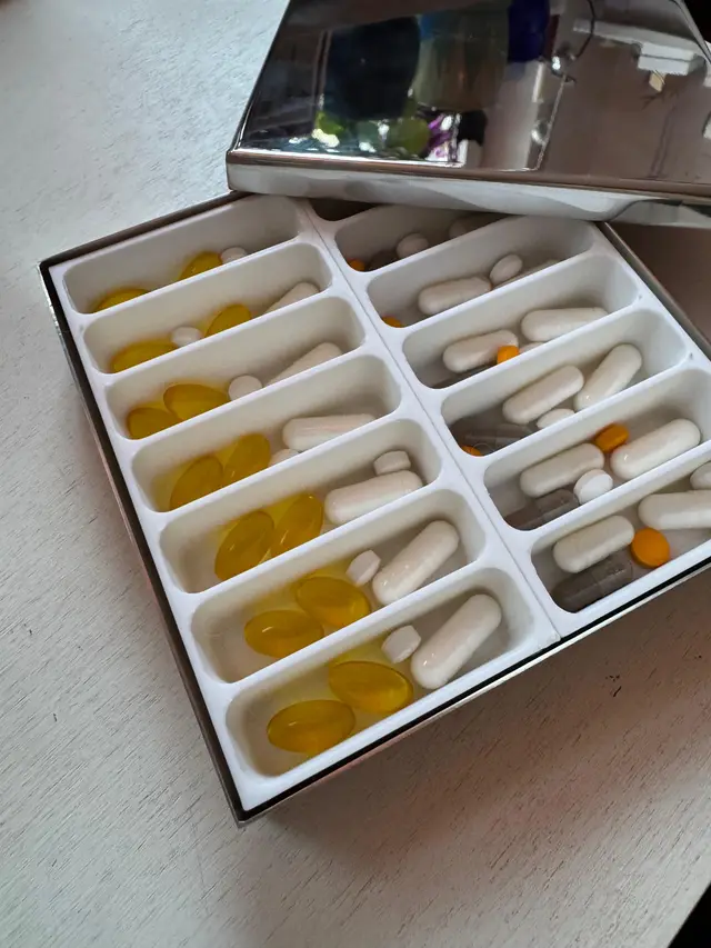 Pill Organizer Insert for Zara Home Steel-Lid Box – 14 Compartments — modelo 3D
