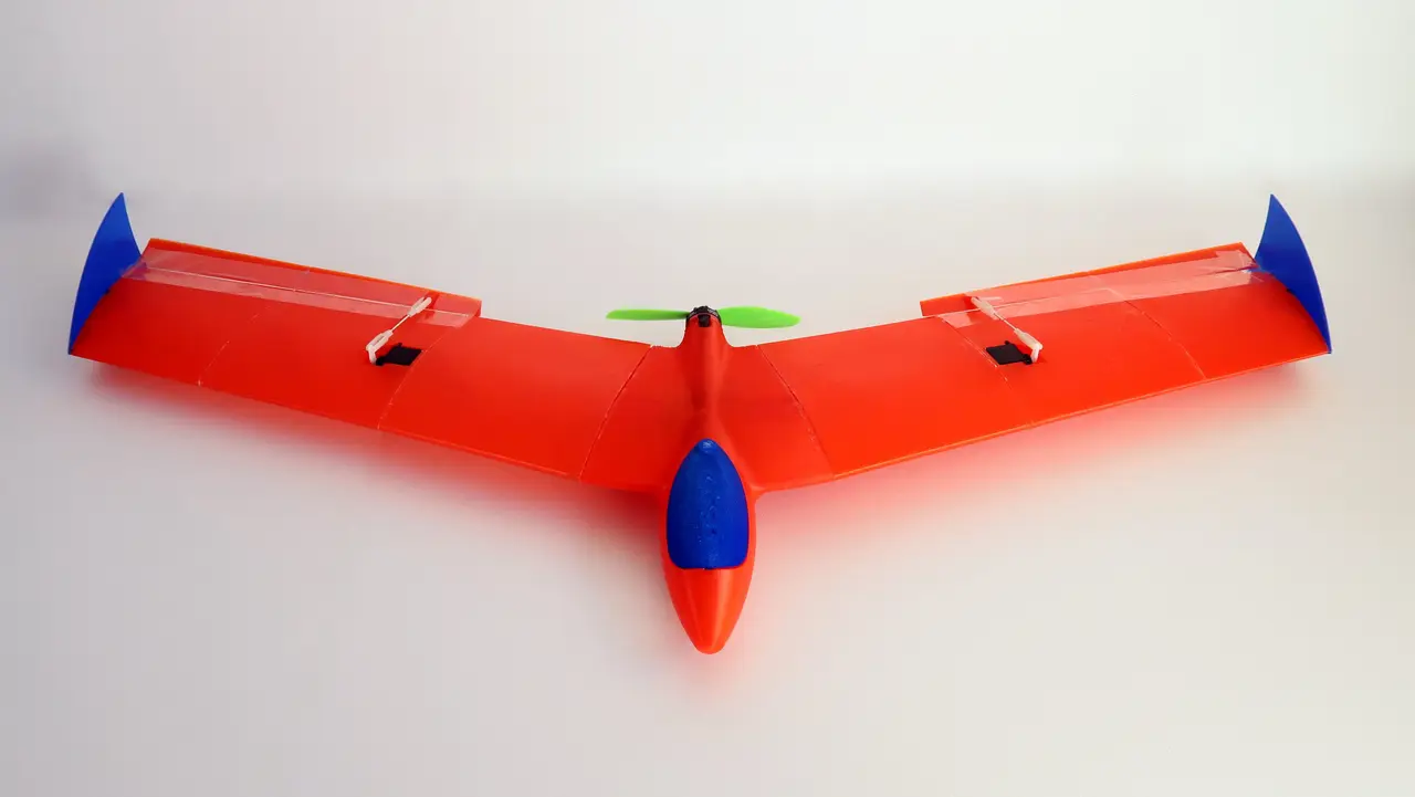 RC Flying Wing — modelo 3D