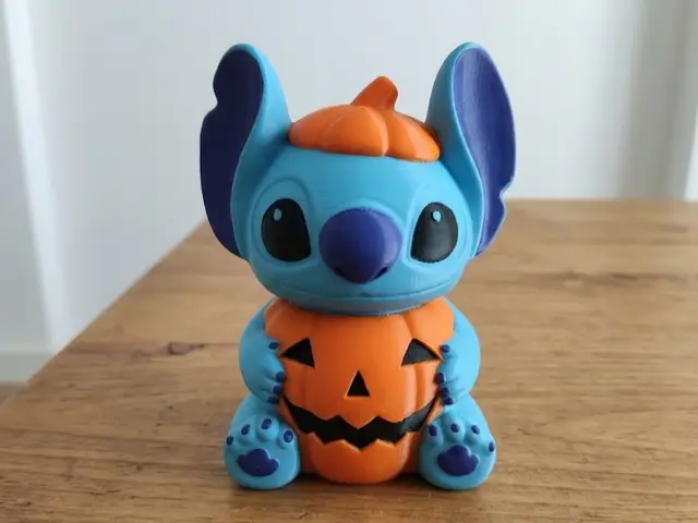 Stitch in Pumpkin (MULTICOLOR) - Halloween 2026 — modelo 3D