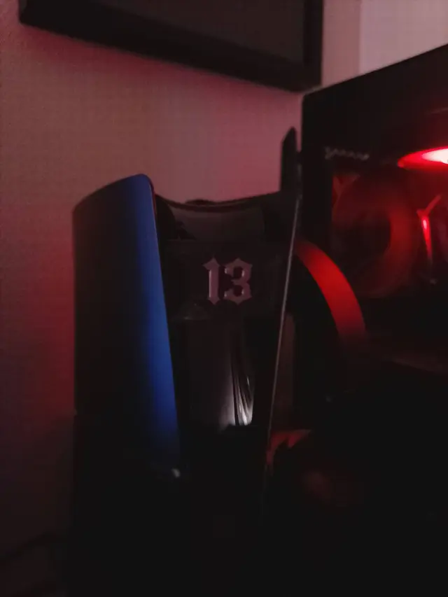 Simple PS5 Slim Front Tag/Plate to put Text on.. — modelo 3D