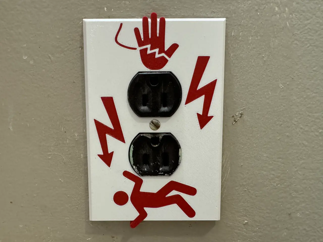 Outlet Cover Don't Touch — modelo 3D