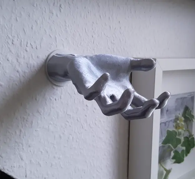 Wall-mounted hand (Halloween) — modelo 3D