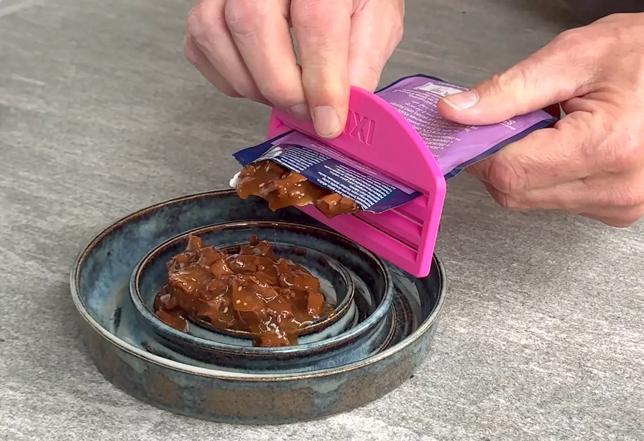Cat Food Bag Squeezer — modelo 3D