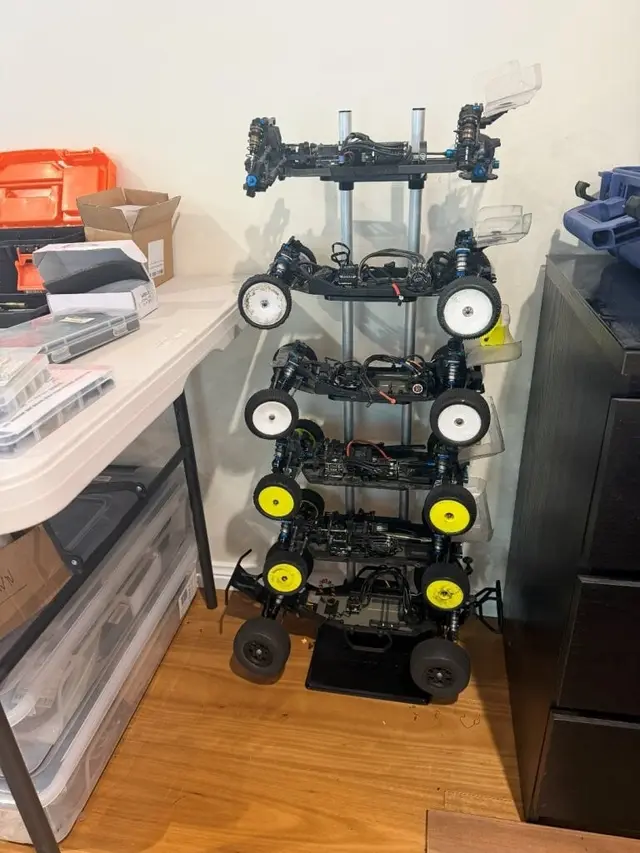 Large Base for Diesel Garage RC car stand — modelo 3D