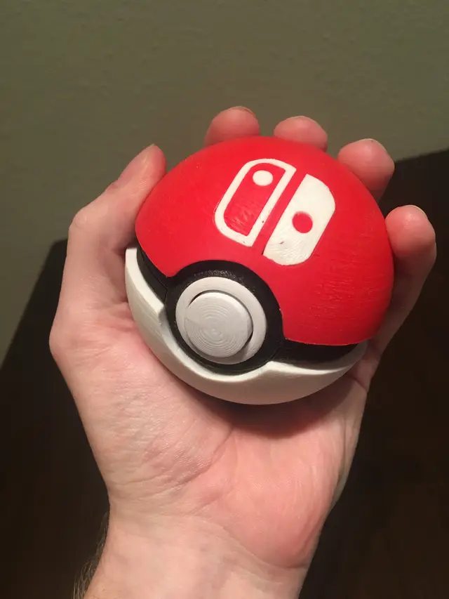 Functional Pokéball - Nintendo Switch Game Cartridge Case — modelo 3D