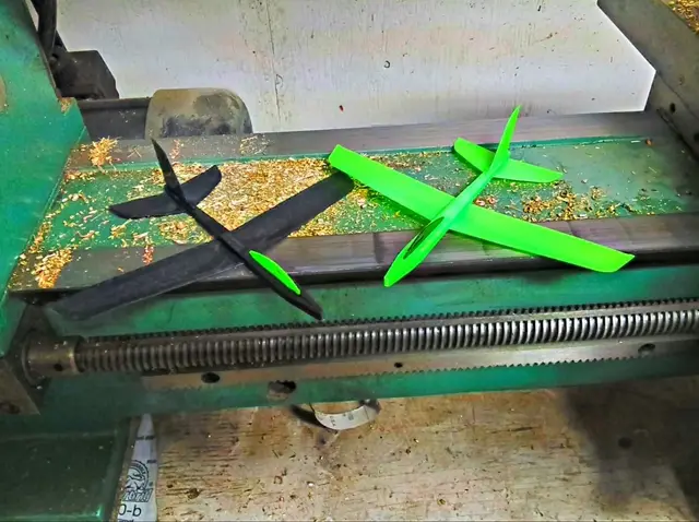 Stratos Glider — modelo 3D