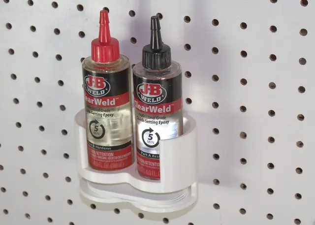 Epoxy & Glue Bottle Holder for 1/4" Pegboard – With 4 Mixing Trays — modelo 3D