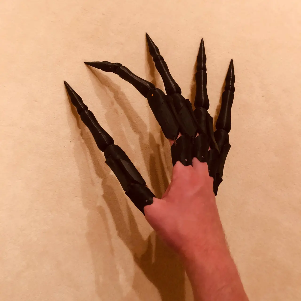 articulated finger extensions — modelo 3D