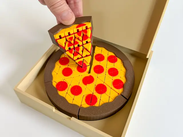 Mini Pixel Pizza Slice (2 Styles) — modelo 3D