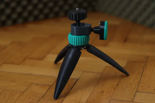 TRIPOD — modelo 3D