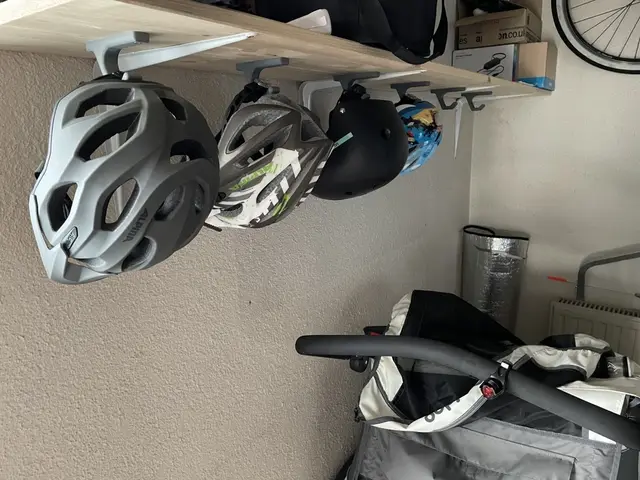 Fahrradhelm Halterung Bicycle helmet holder hanger / Universal Haken Hook — modelo 3D