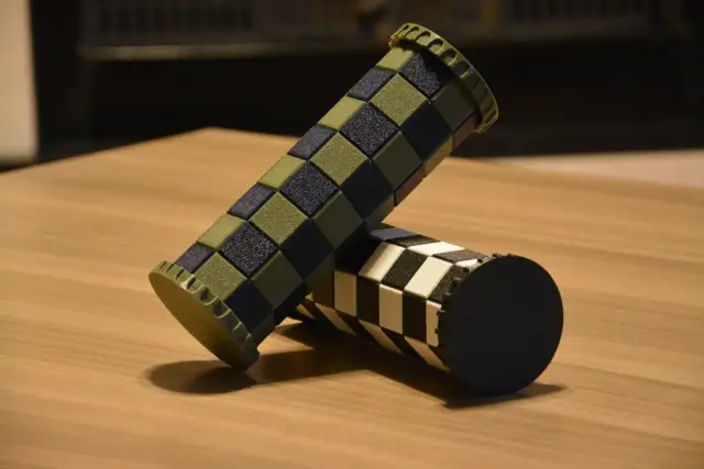 Mini Foldable Portable Chess Set — modelo 3D