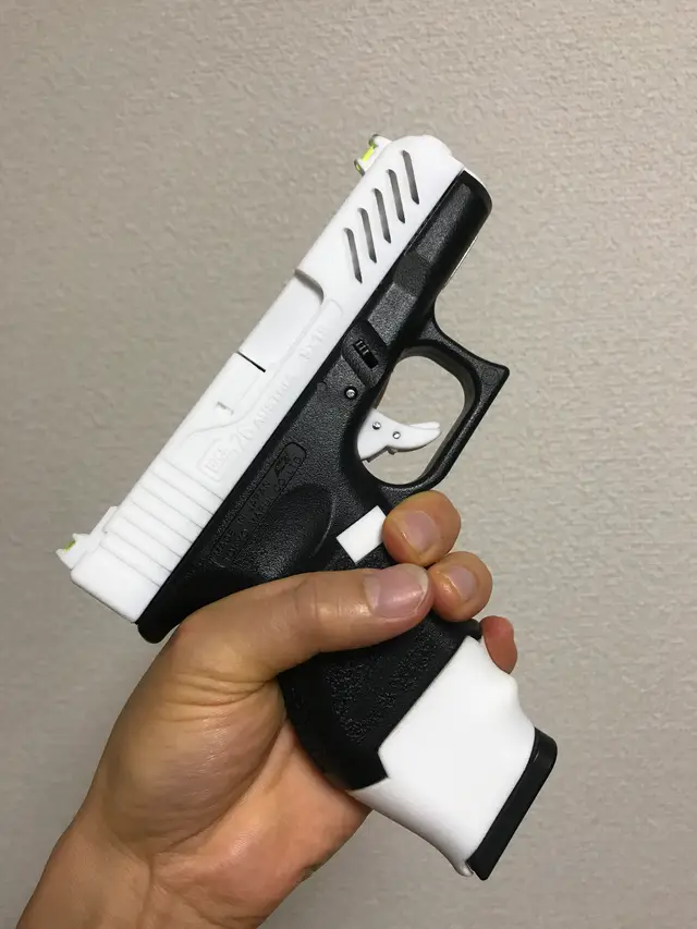 Custom parts for Tokyo Marui’s G26 — modelo 3D