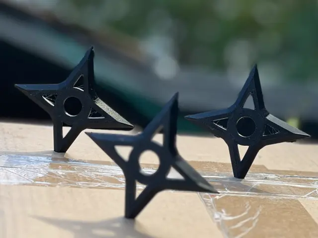 Minimalist Throwing Stars (<1 Hour Print for 3!) — modelo 3D